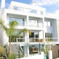 Вилла в центре города в Португалии, Албуфейра, 579 кв.м.