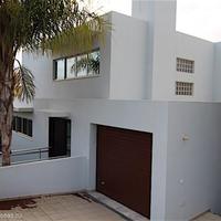 Вилла в центре города в Португалии, Албуфейра, 579 кв.м.