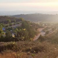 Земельный участок в деревне на Кипре, Пафос