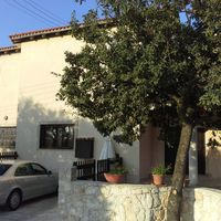 House in the village in Republic of Cyprus, Eparchia Pafou, 195 sq.m.