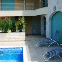 Flat in the city center, at the first line of the sea / lake in Montenegro