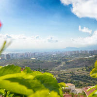 Апартаменты в пригороде в Турции, 65 кв.м.