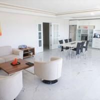 Flat in the city center, at the first line of the sea / lake in Turkey, 160 sq.m.