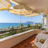 Flat at the first line of the sea / lake in Turkey, 85 sq.m.