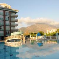 Flat at the first line of the sea / lake in Turkey, 55 sq.m.