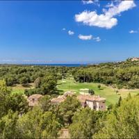Villa in Spain, Balearic Islands, Palma, 450 sq.m.