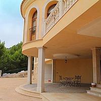Villa in Spain, Balearic Islands, Palma, 400 sq.m.