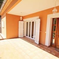 Villa in Spain, Balearic Islands, Palma, 298 sq.m.