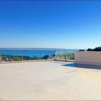 Flat in Spain, Balearic Islands, Palma, 153 sq.m.