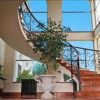 Villa in Spain, Balearic Islands, Palma, 900 sq.m.