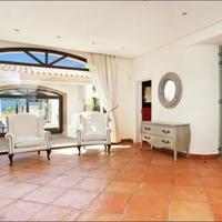 Villa in Spain, Balearic Islands, Palma, 420 sq.m.