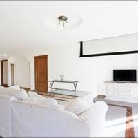 Flat in Spain, Balearic Islands, Palma, 140 sq.m.