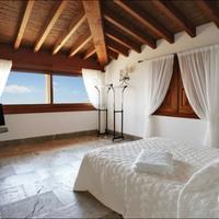 Villa in Spain, Balearic Islands, Palma, 600 sq.m.