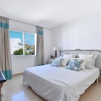 Penthouse in the suburbs in Spain, Andalucia, 177 sq.m.