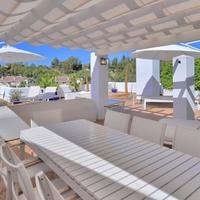 Penthouse in the suburbs in Spain, Andalucia, 177 sq.m.