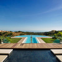 Дом в пригороде в Испании, Андалусия, 1310 кв.м.