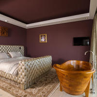 Дом в пригороде в Испании, Андалусия, 1310 кв.м.