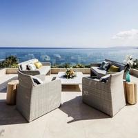 Flat at the first line of the sea / lake, in the suburbs in Spain, Andalucia, 158 sq.m.