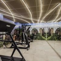 Flat at the first line of the sea / lake, in the suburbs in Spain, Andalucia, 158 sq.m.