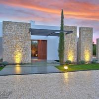 Дом в пригороде в Испании, Андалусия, 1055 кв.м.