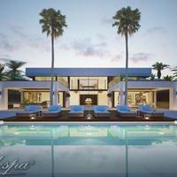 Villa at the first line of the sea / lake, in the suburbs in Spain, Andalucia, 860 sq.m.