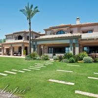 Villa in the suburbs in Spain, Andalucia, 1560 sq.m.