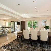 Villa in the suburbs in Spain, Andalucia, 1560 sq.m.