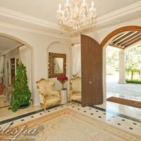 Villa in the suburbs in Spain, Andalucia, 1560 sq.m.