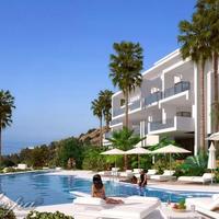 Flat in the suburbs in Spain, Andalucia, 179 sq.m.