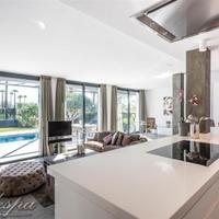 Villa in the suburbs in Spain, Andalucia, 317 sq.m.