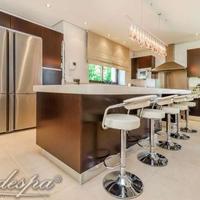 Дом на второй линии моря/озера, в пригороде в Испании, Андалусия, 800 кв.м.