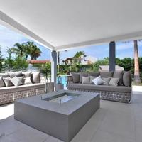 Villa in the suburbs in Spain, Andalucia, 460 sq.m.