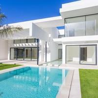 Villa at the second line of the sea / lake, in the suburbs in Spain, Andalucia, 800 sq.m.