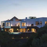 Villa in the suburbs in Spain, Andalucia, 725 sq.m.