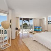 Villa in the suburbs in Spain, Andalucia, 350 sq.m.