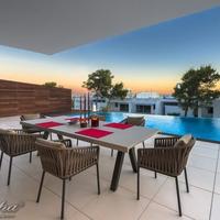 Villa in the suburbs in Spain, Andalucia, 350 sq.m.