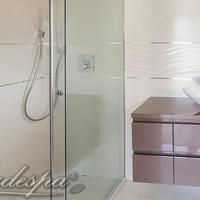 Вилла на второй линии моря/озера, в пригороде в Испании, Каталония, Жирона, 334 кв.м.