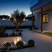 Вилла на второй линии моря/озера, в пригороде в Испании, Каталония, Жирона, 334 кв.м.