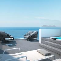 Таунхаус на первой линии моря/озера, в пригороде в Испании, Андалусия, 319 кв.м.