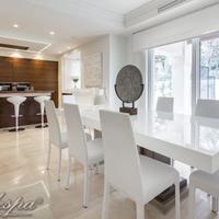 Вилла в пригороде в Испании, Андалусия, 775 кв.м.