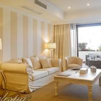 Flat in the suburbs in Spain, Andalucia, 180 sq.m.