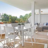 Flat in the suburbs in Spain, Andalucia, 180 sq.m.