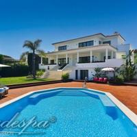 Вилла в пригороде в Испании, Андалусия, 446 кв.м.