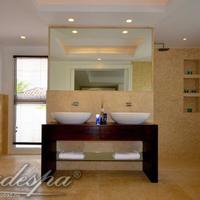 Вилла в пригороде в Испании, Андалусия, 446 кв.м.