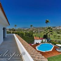 Вилла в пригороде в Испании, Андалусия, 446 кв.м.