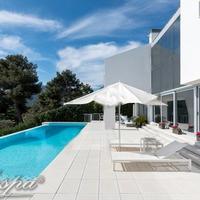 Вилла на второй линии моря/озера в Испании, Каталония, Жирона, 880 кв.м.