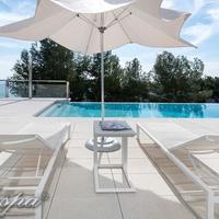 Вилла на второй линии моря/озера в Испании, Каталония, Жирона, 880 кв.м.