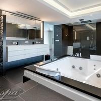 Вилла на второй линии моря/озера в Испании, Каталония, Жирона, 880 кв.м.