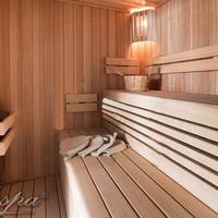 Вилла на второй линии моря/озера в Испании, Каталония, Жирона, 880 кв.м.