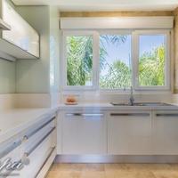 Penthouse in the suburbs in Spain, Andalucia, 180 sq.m.